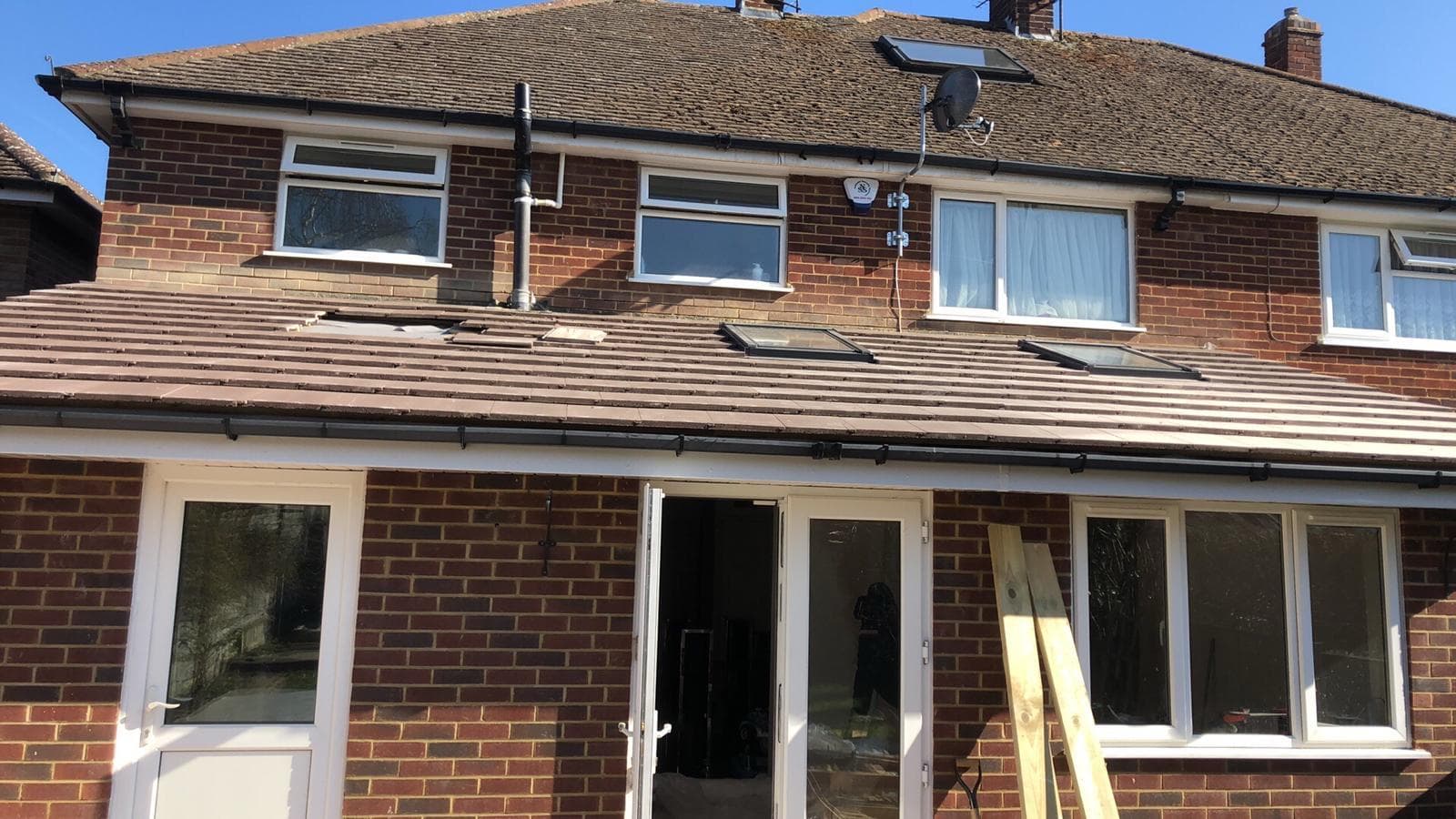 Completed house extension with roof and brickwork by BBBrotherBuilding in Hertfordshire